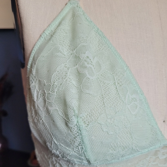 *Free Add On* Out From Under Lacy Mint Bralette (Size M) - Picture 2 of 3